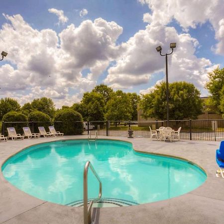 Comfort Suites Pineville - Ballantyne Area Eksteriør billede