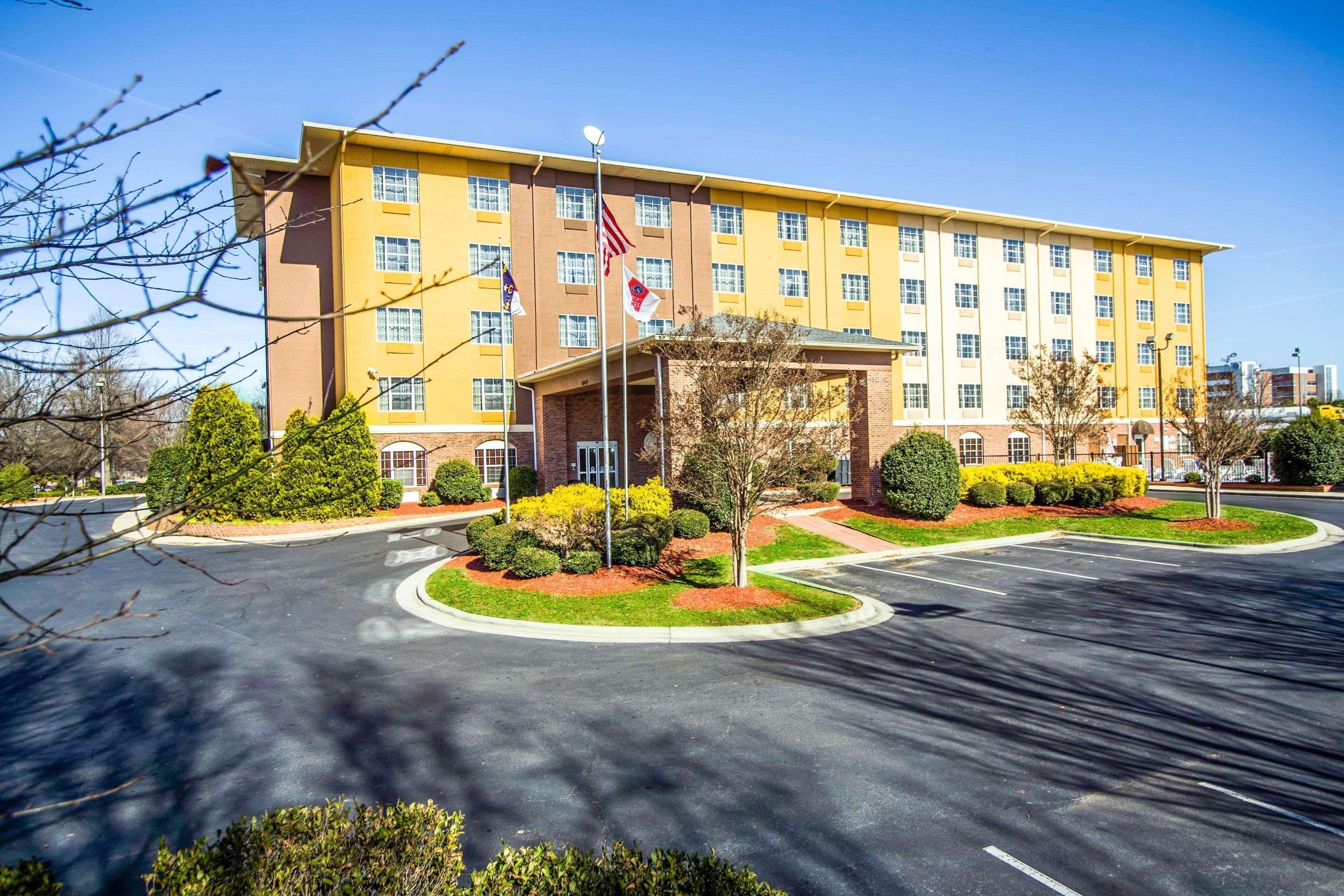 Comfort Suites Pineville - Ballantyne Area Eksteriør billede
