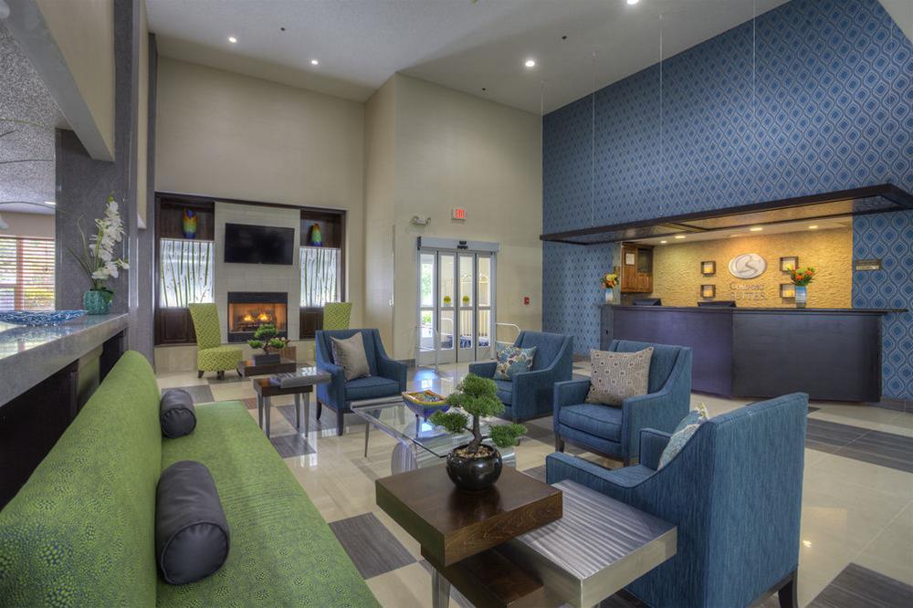Comfort Suites Pineville - Ballantyne Area Eksteriør billede