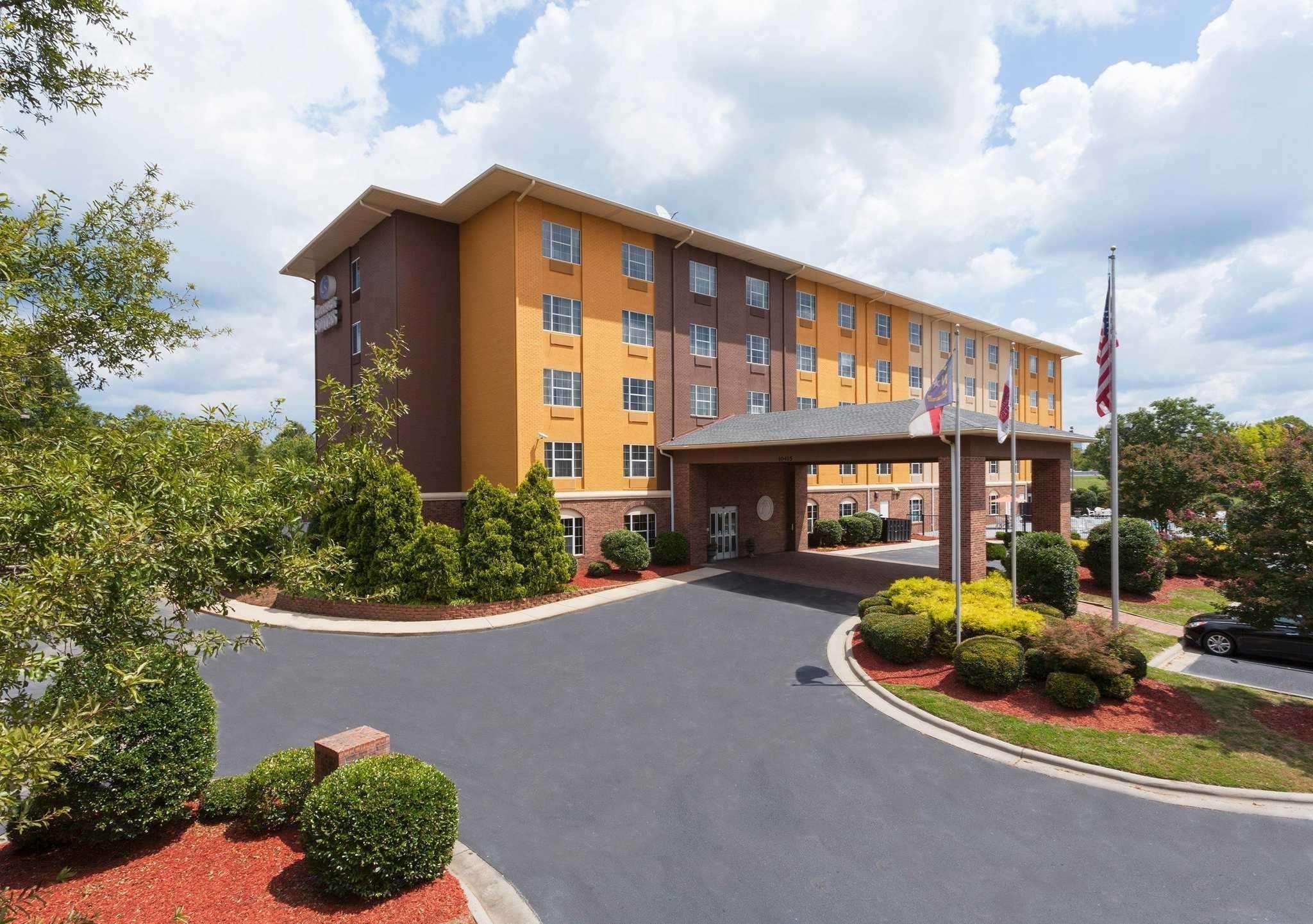 Comfort Suites Pineville - Ballantyne Area Eksteriør billede